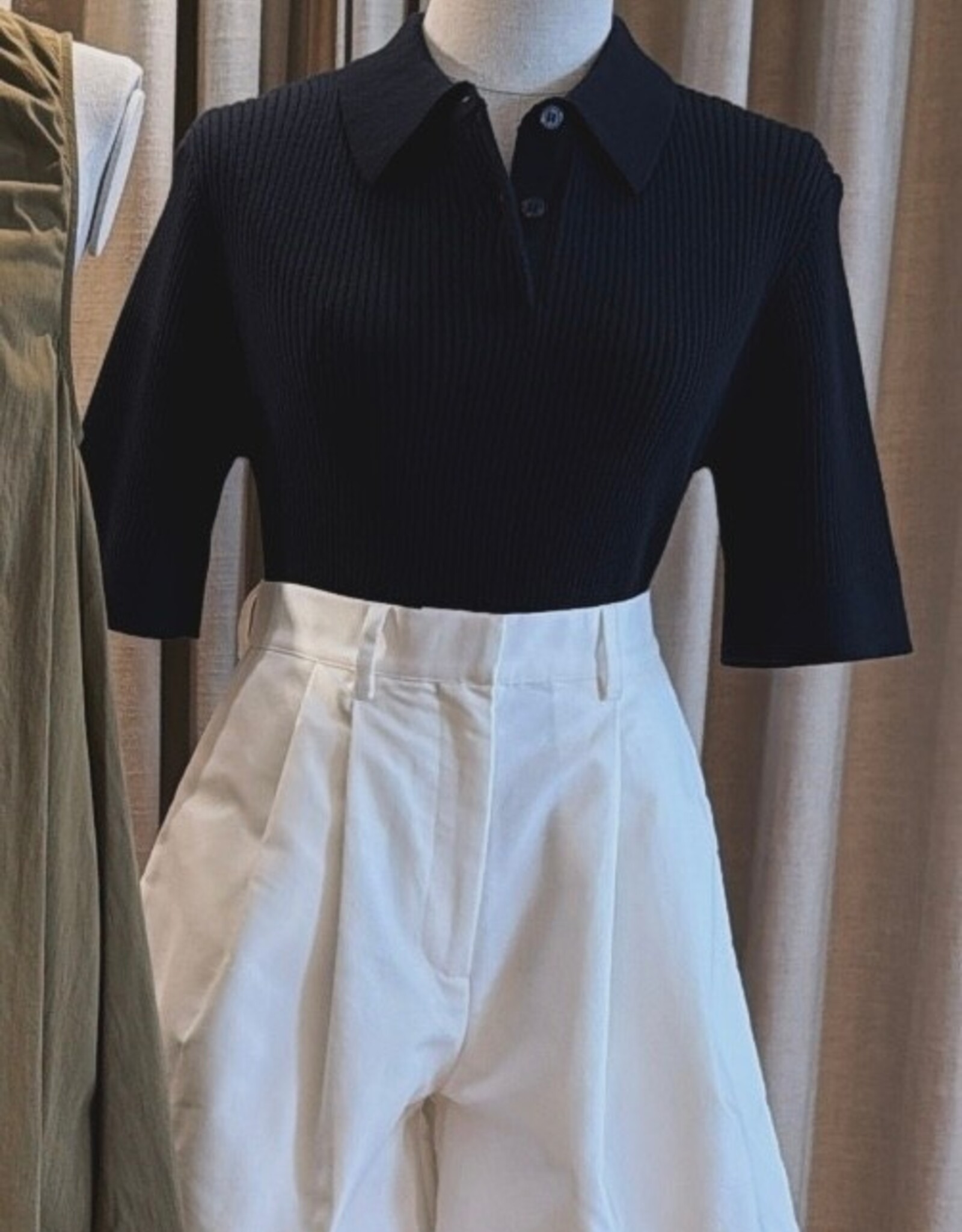 Christian Aks Amanda Cotton Shorts White