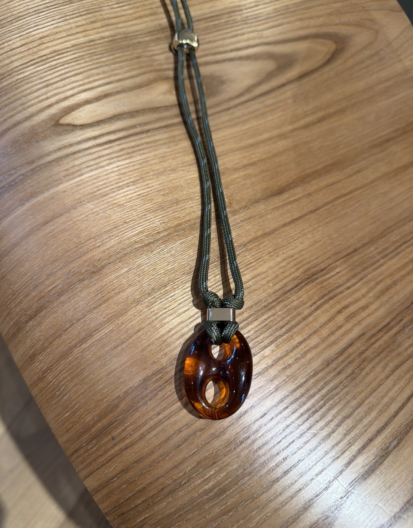 Nilu Plex Necklace Brown Kaki