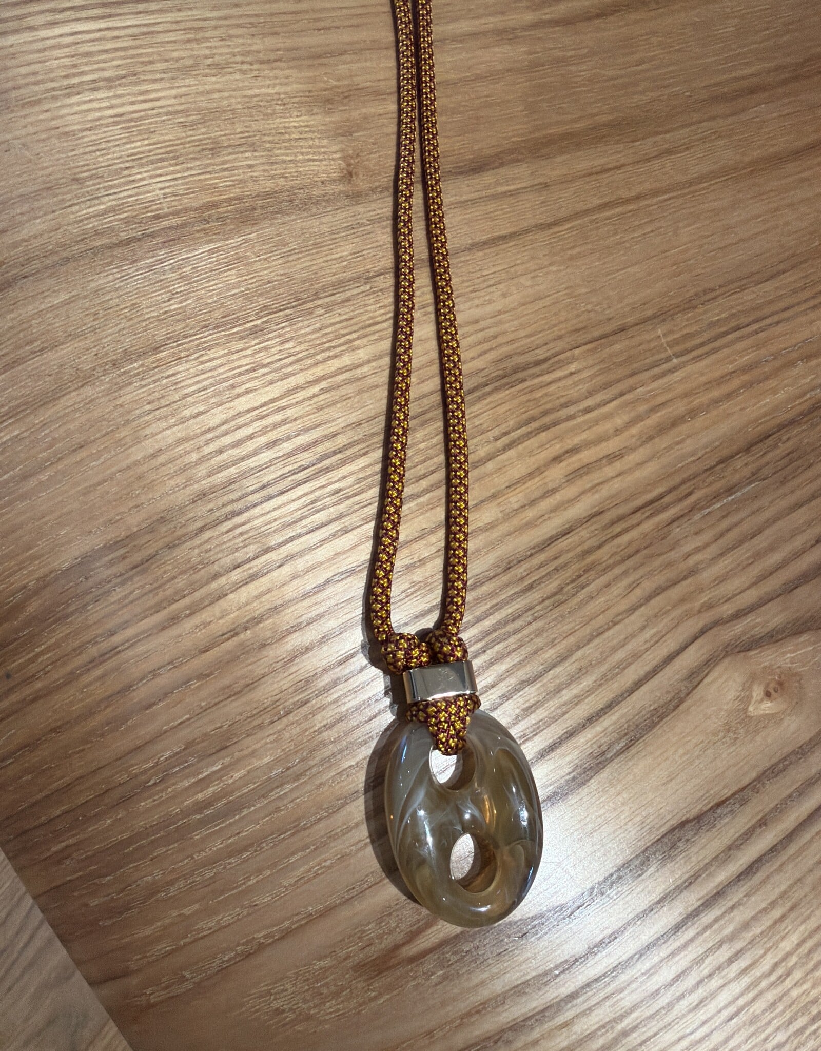 Nilu Plex Necklace Camel Burgundy Yellow