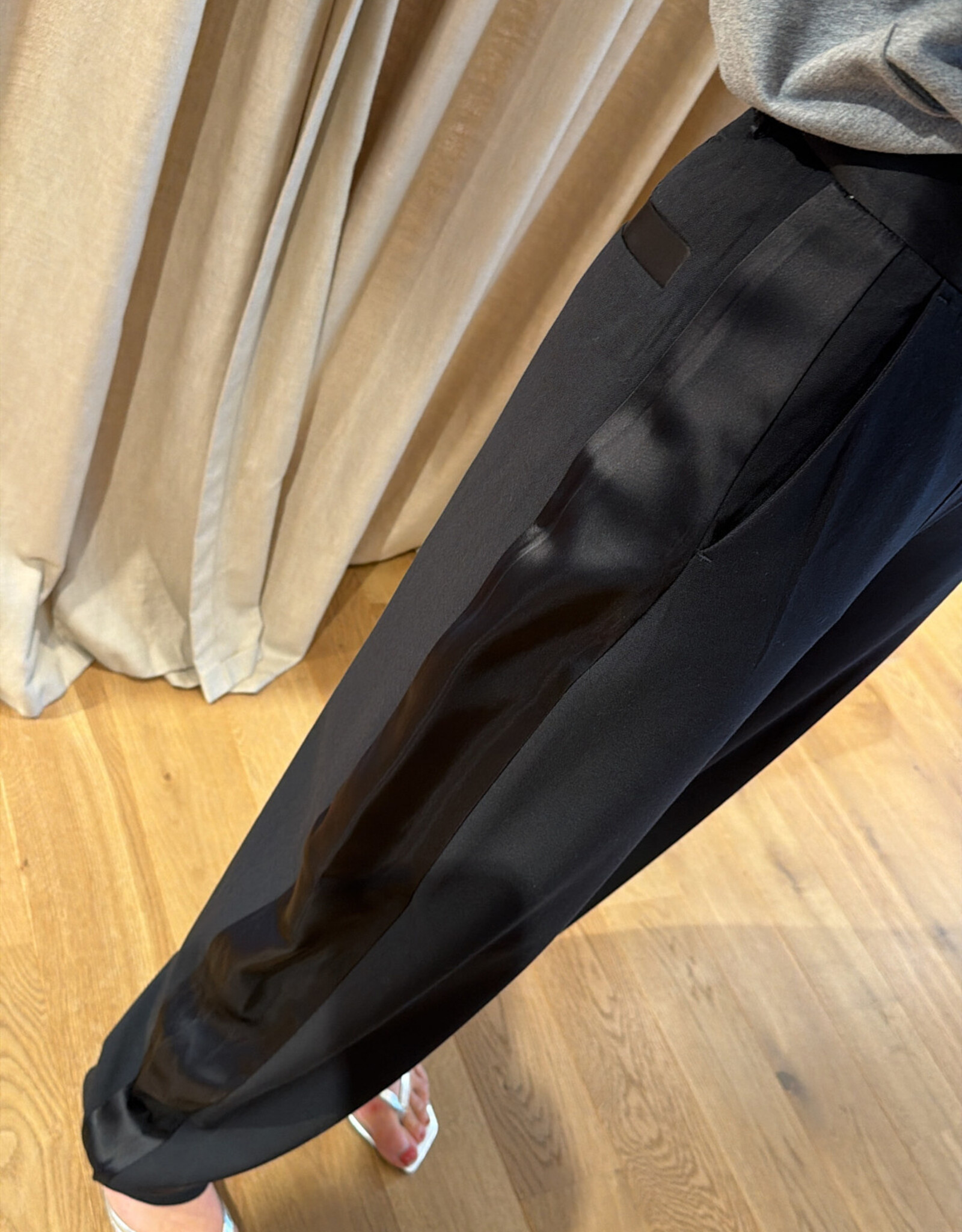 DAY Barrollo Trousers Black
