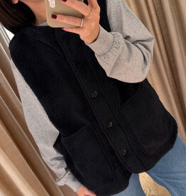 Âme Madison Sleeveless Teddy Jacket Navy