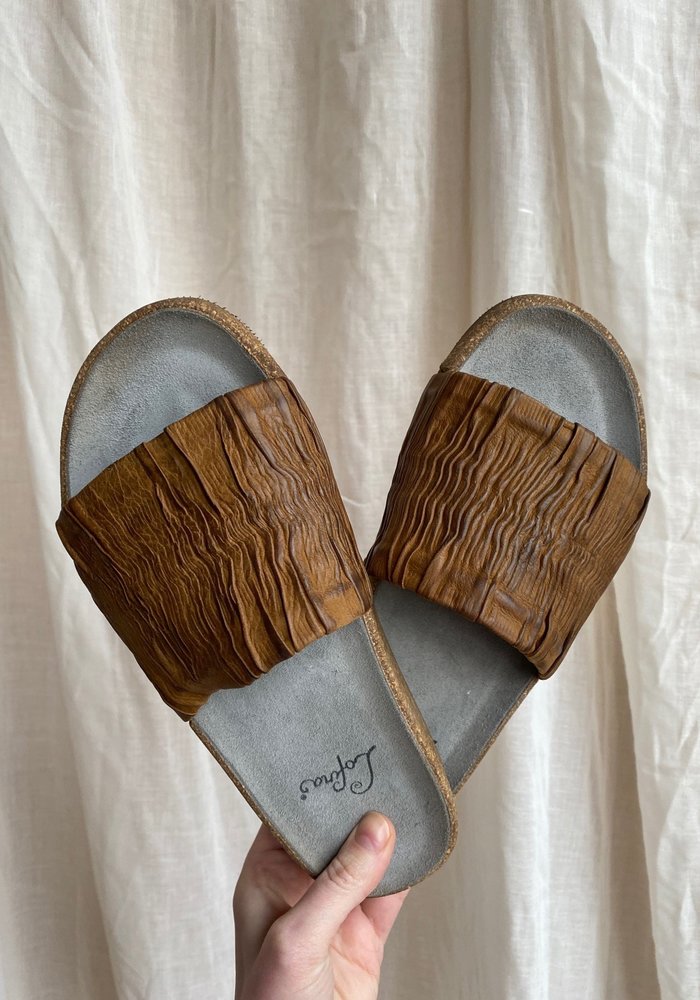 Lofina Ruched Leather Slider Sandal