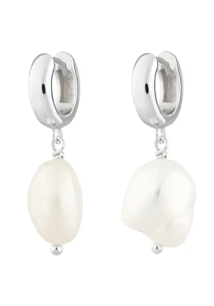 Scream Pretty SPS-298 Pearl Earrings