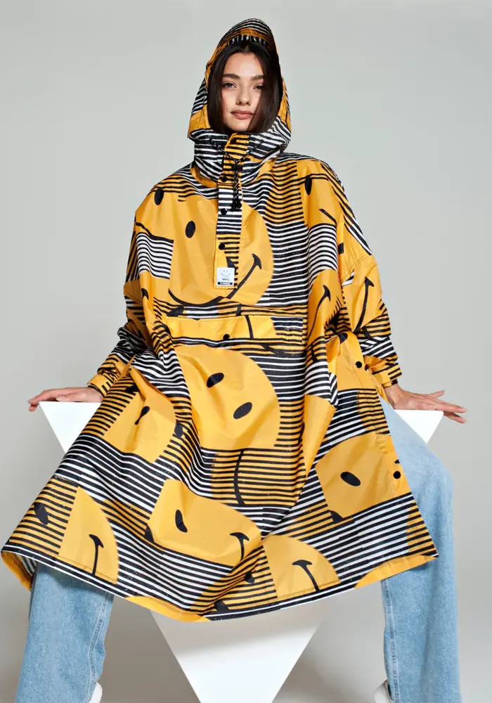 Rainkiss Sunset Smiley Poncho