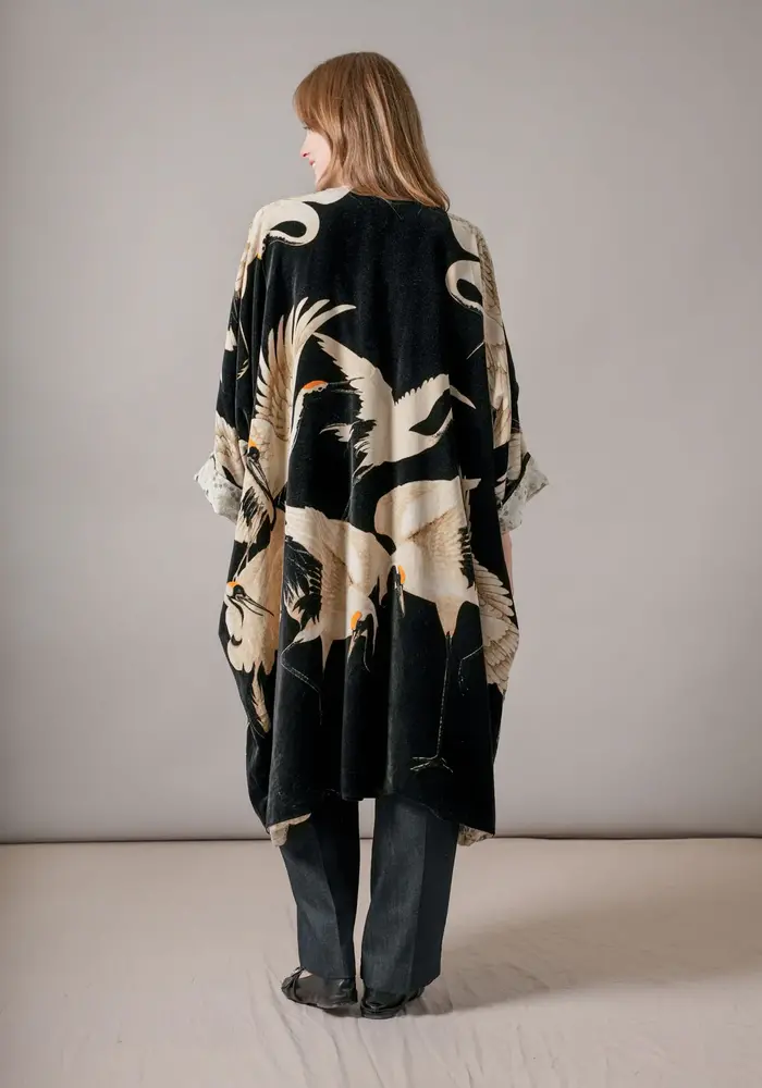 One Hundred Stars Grande Kimono