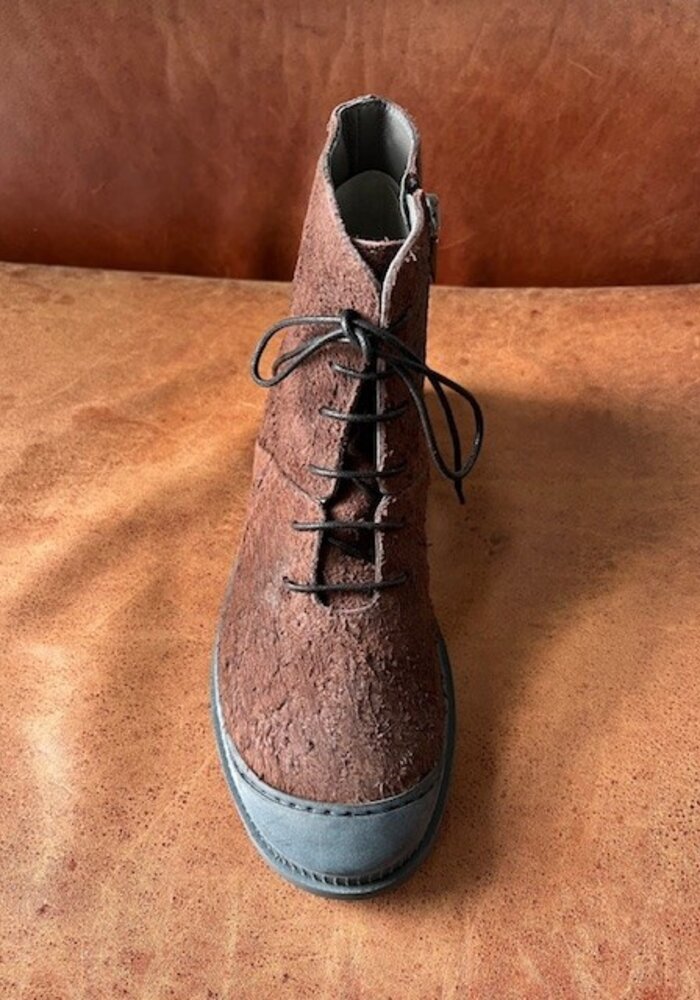 Lofina 16-965 Leather Ankle Boots