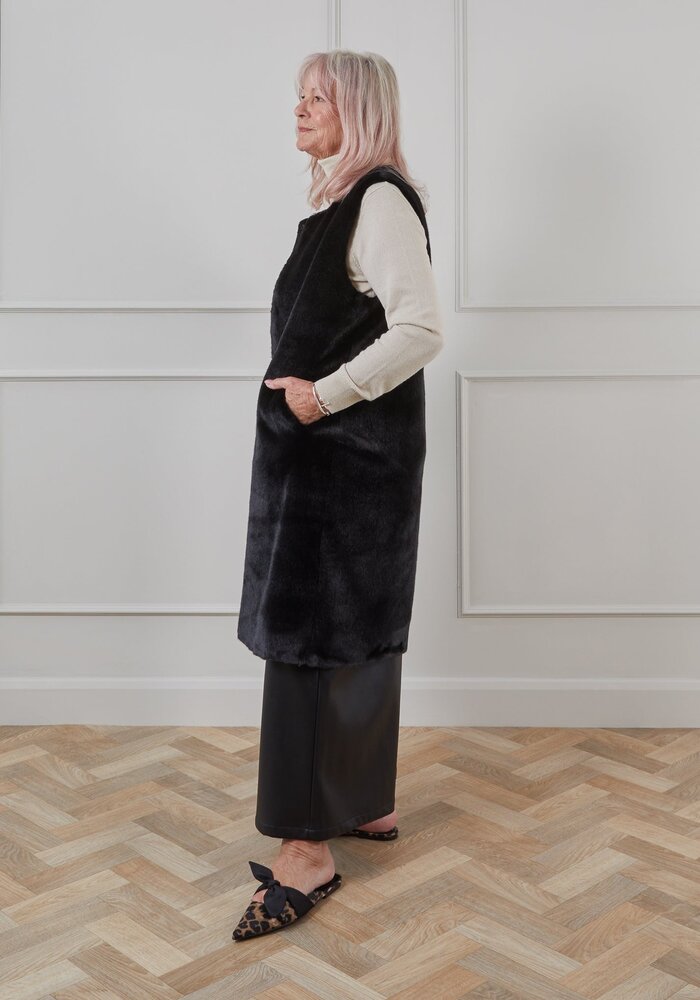 Chalk Beth Faux Fur Long Gilet