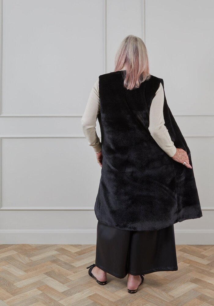 Chalk Beth Faux Fur Long Gilet
