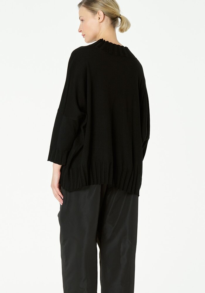 BIZE Crux Knit BT0160