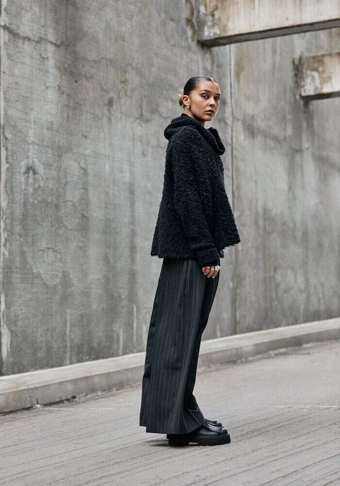 Lofina 8680 Frill Front Shoe