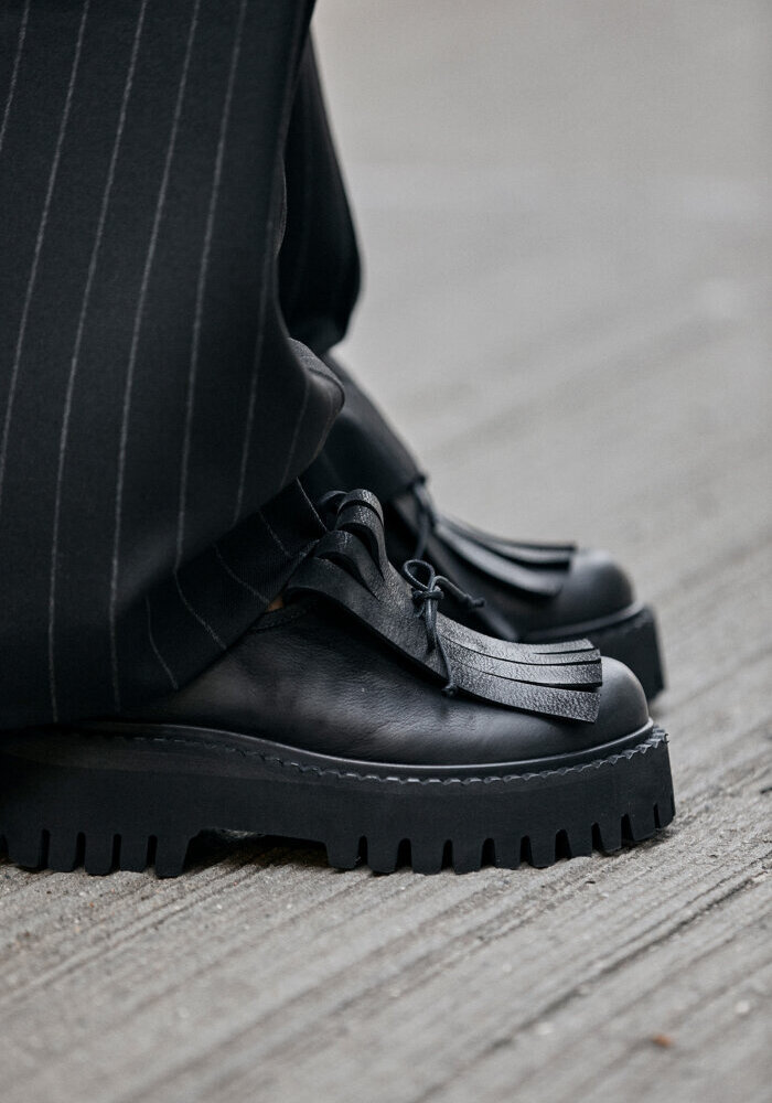 Lofina 8680 Frill Front Shoe