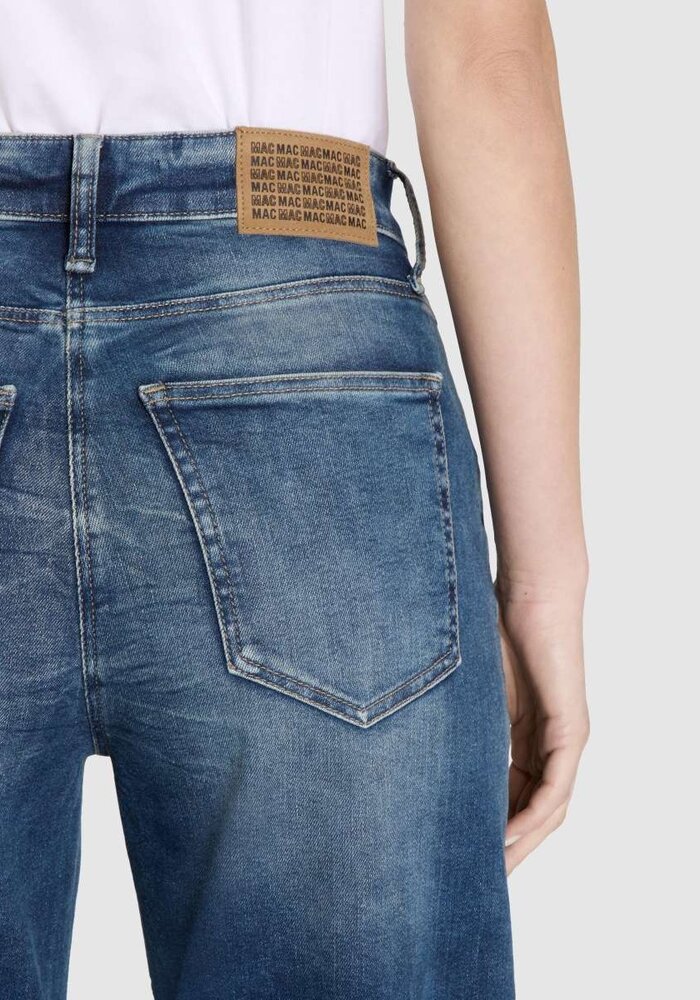 MAC 3110 Danni Loose Barrel Jeans