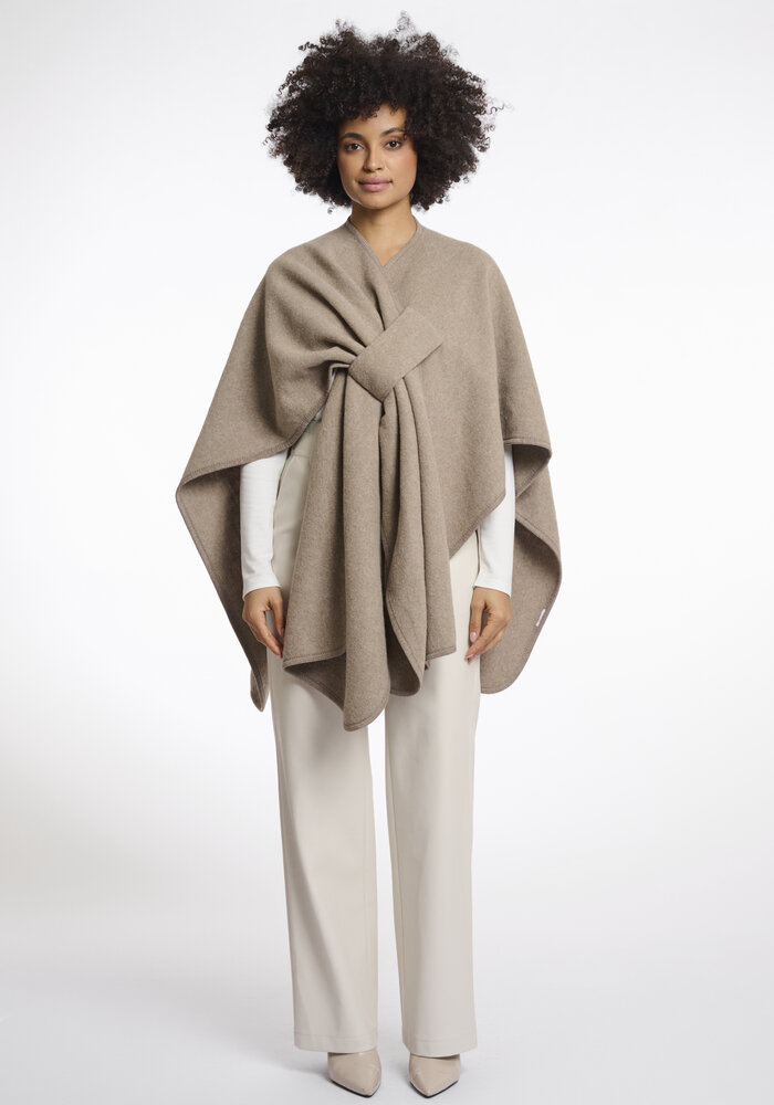 Rino & Pelle Marwa Woven Cape