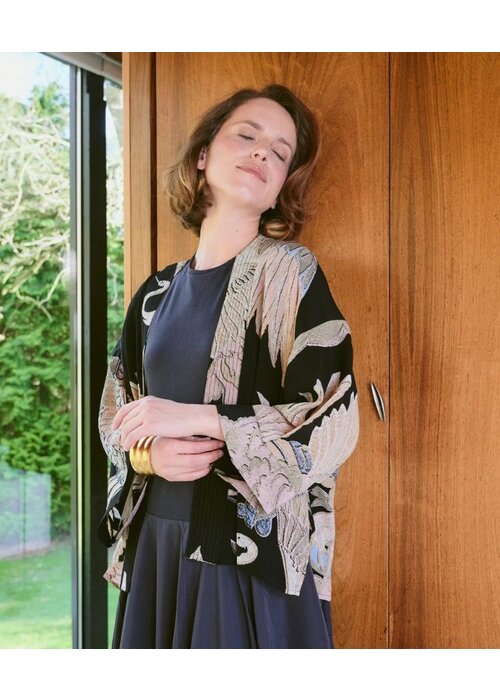 ONE HUNDRED STARS One Hundred Stars Stork Crepe Kimono