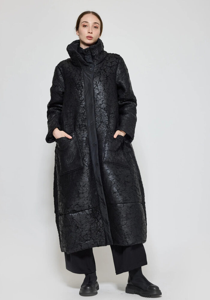 Luukaa 25K324 Cracked Fabric Coat
