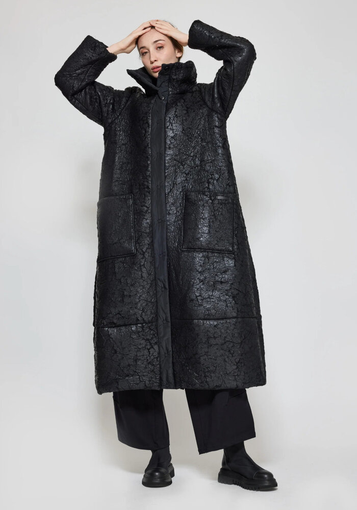 Luukaa 25K324 Cracked Fabric Coat