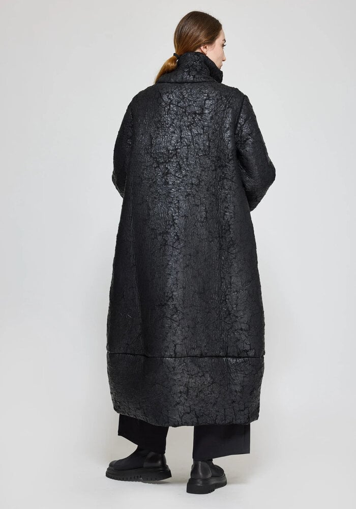 Luukaa 25K324 Cracked Fabric Coat