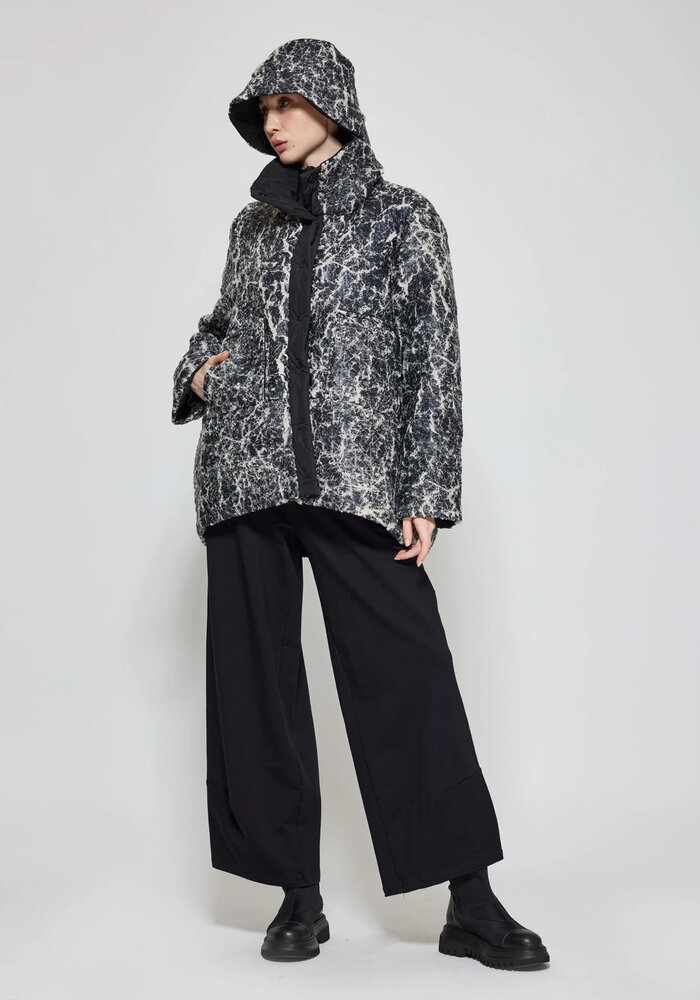Luukaa 25K317 Cracked Fabric Jacket