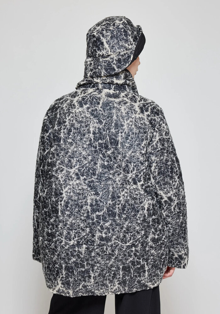 Luukaa 25K317 Cracked Fabric Jacket