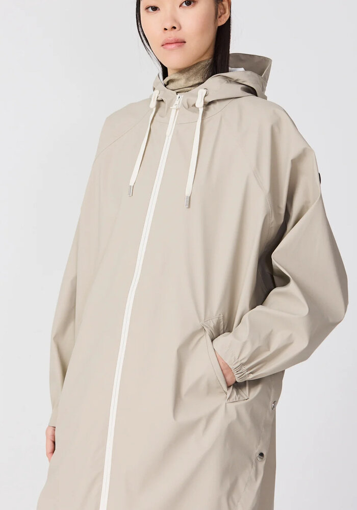 Tanta T3086 Sky Raincoat With Popper Sides
