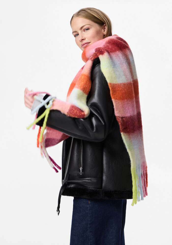 Pieces Jikka Long Scarf