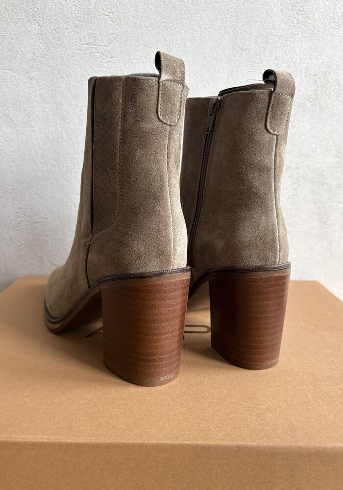 Alpe 5451 Block Heel Boot