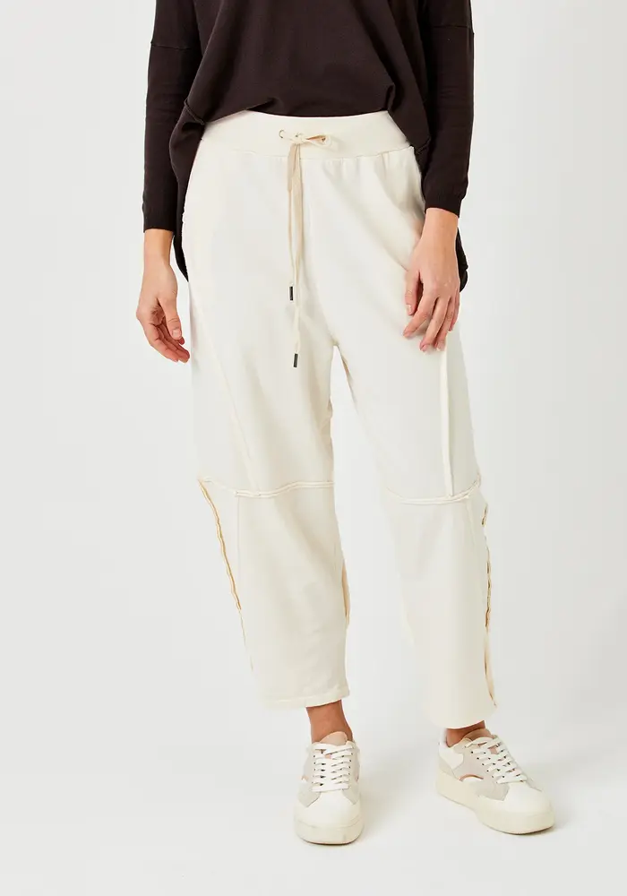 Suzy D Bria Raised Seam Jogger