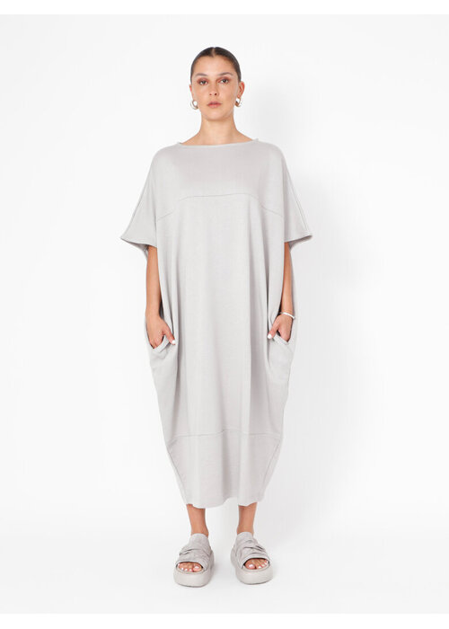 SORT AARHUS Sort Aarhus SA3102 Oversized Pocket Dress