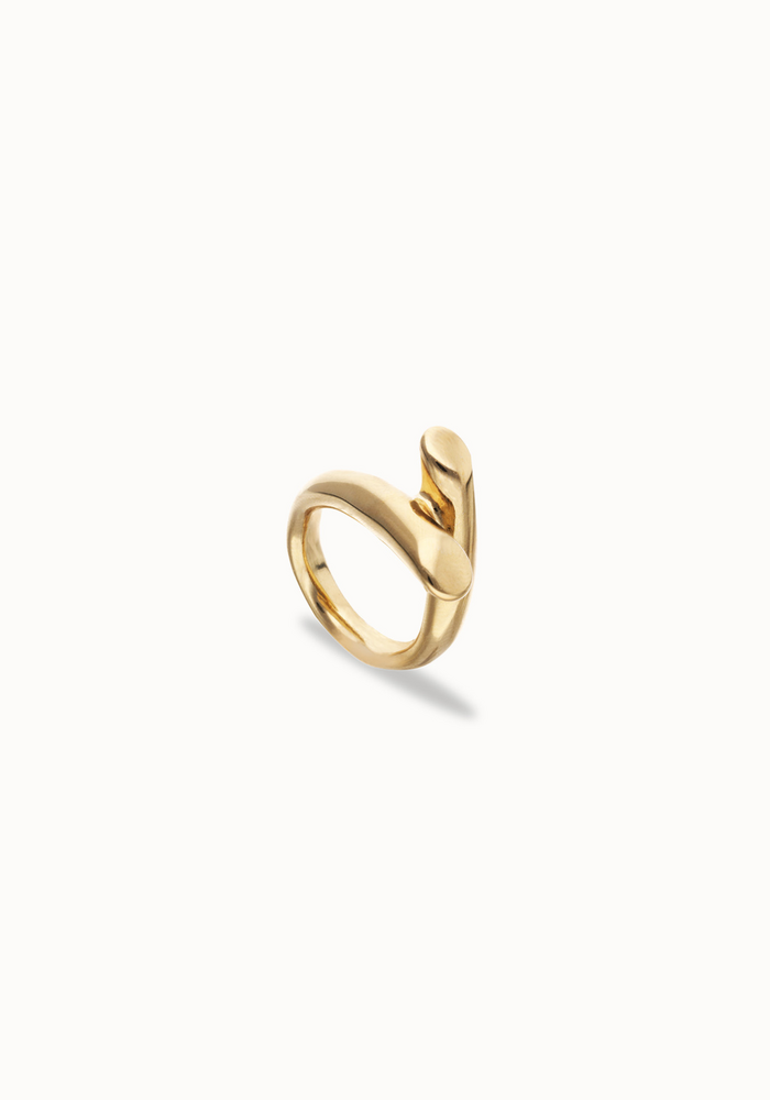 Uno De 50 Ring With Two Intertwined Organic Shapes ANI0861 ORO
