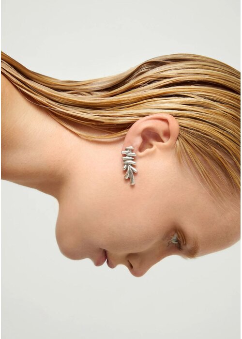 UNO DE 50 Uno de 50 Elongated Earrings With An Irregular Shape PEN1070MTL