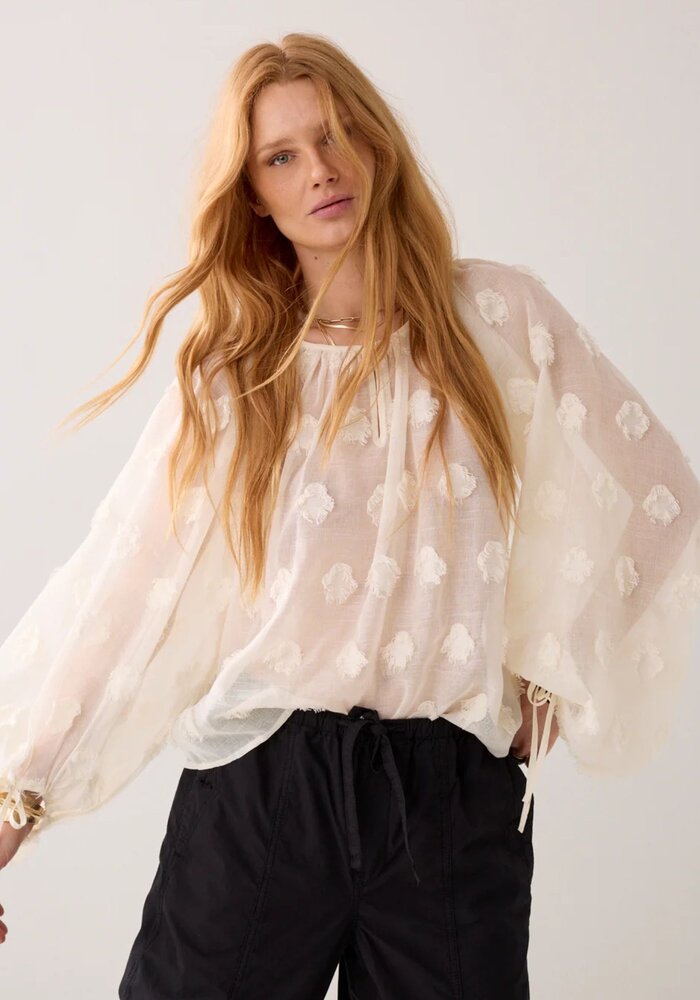 Summum Top With 3D Dots 2S3408