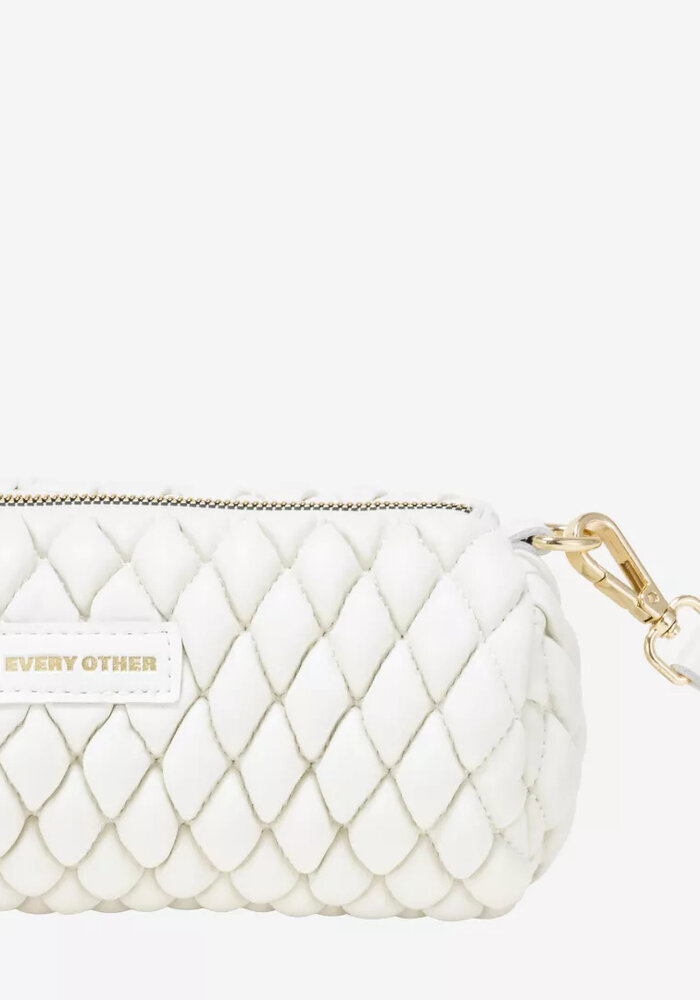 Every Other Quilted Barrel Bag 12163