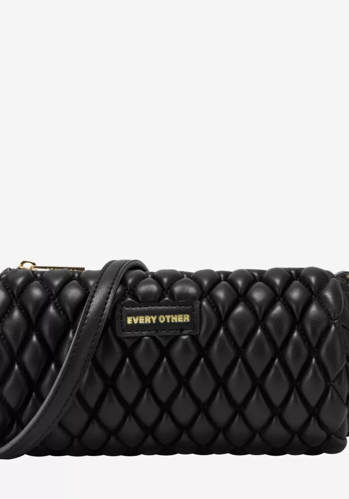 Every Other Quilted Barrel Bag 12163
