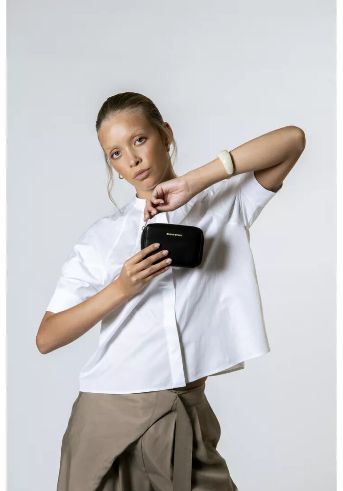 Every Other Small Purse 12140