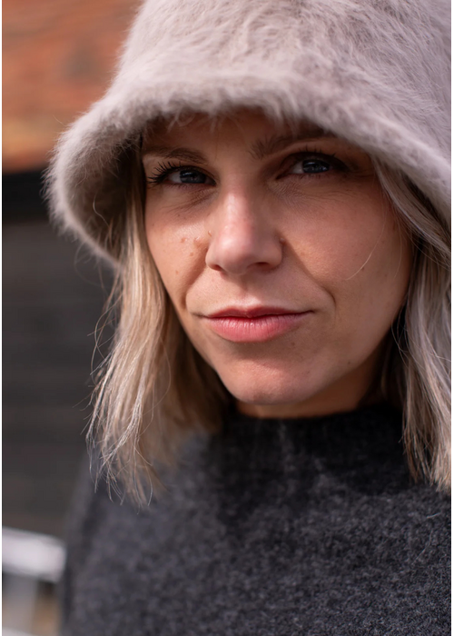 CHALK Chalk Sasha Fluffy Hat