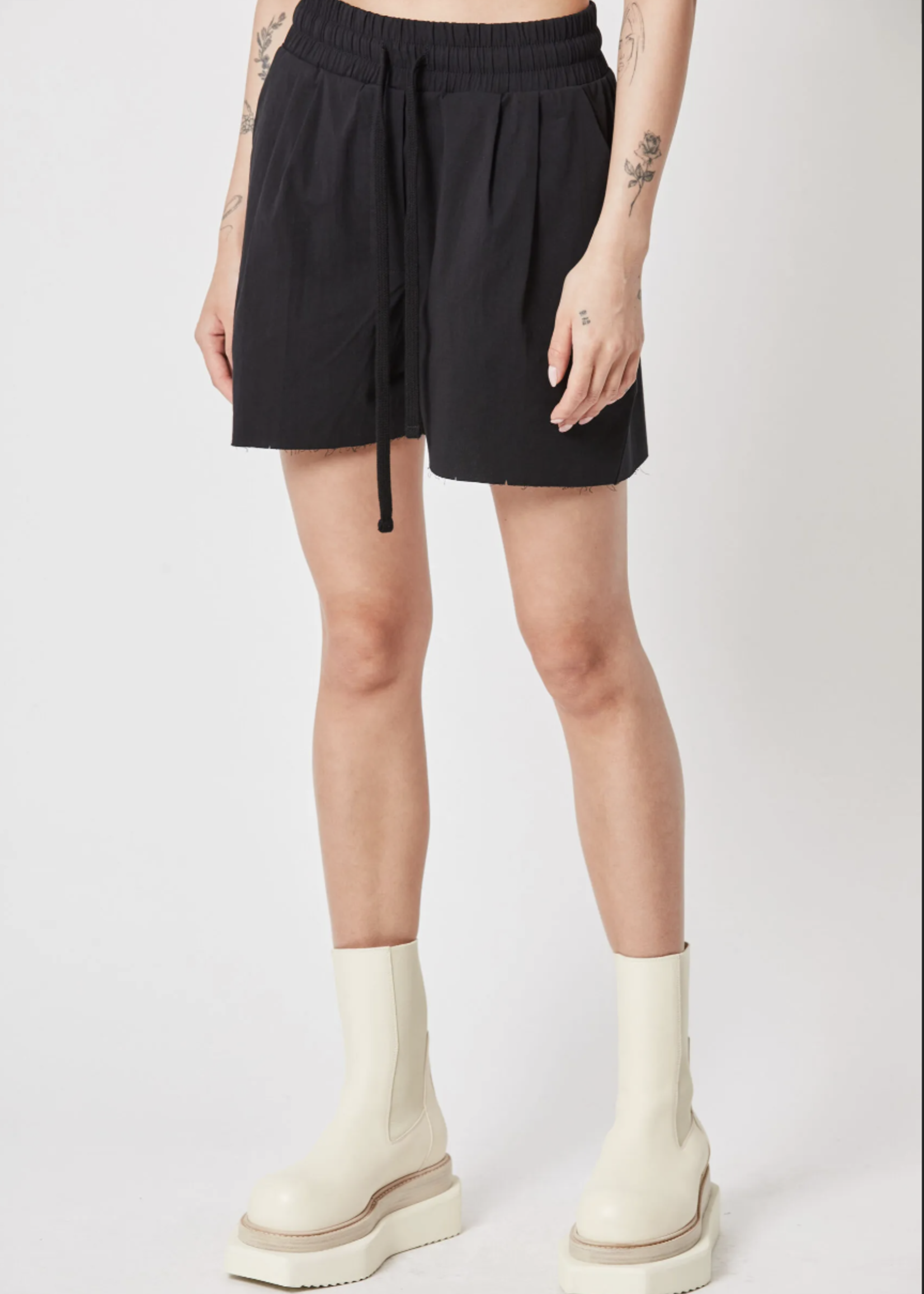 THOM KROM Thom krom short 332, black