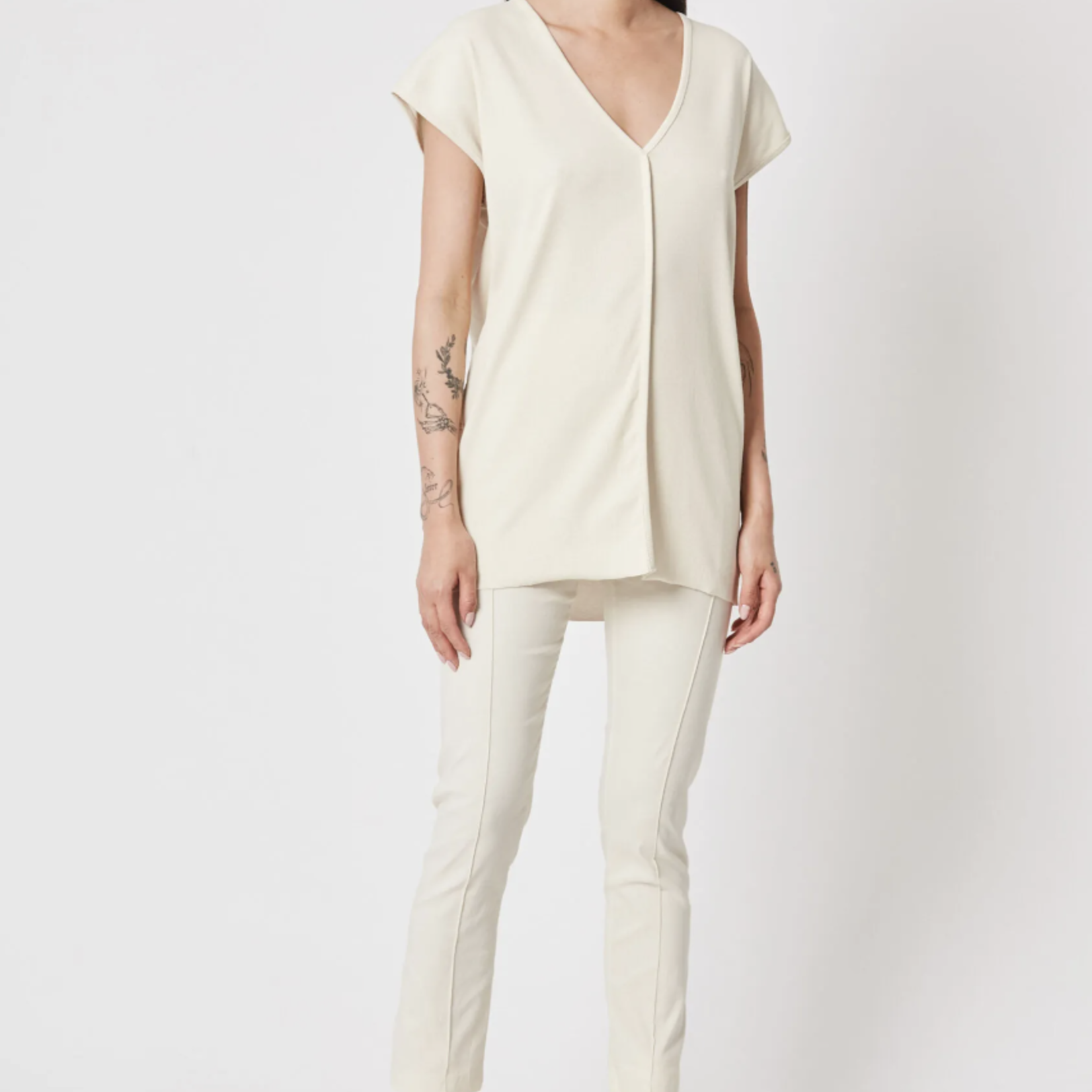THOM KROM Thom krom ribbed V neck TEE 485 ,ivory