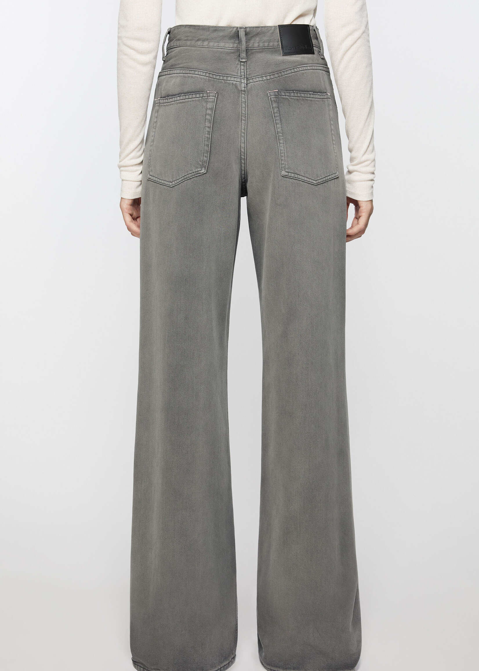 Acne Studios - 2022 Saxon Jeans Anthracite Grey – STRØM