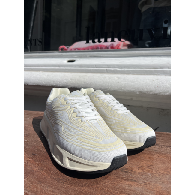 FESSURA Run 01 | White-Milk