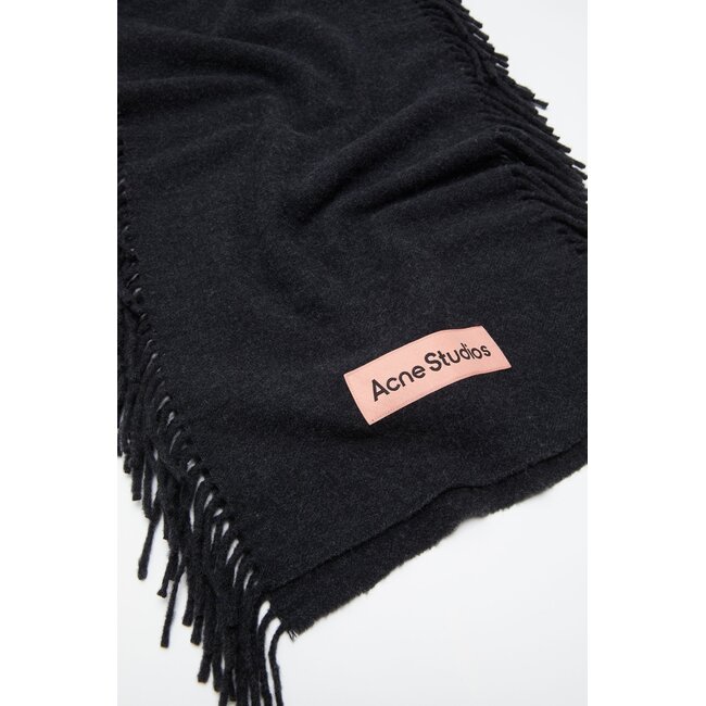 ACNE STUDIOS Fringe Wool Scarf | Black Melange