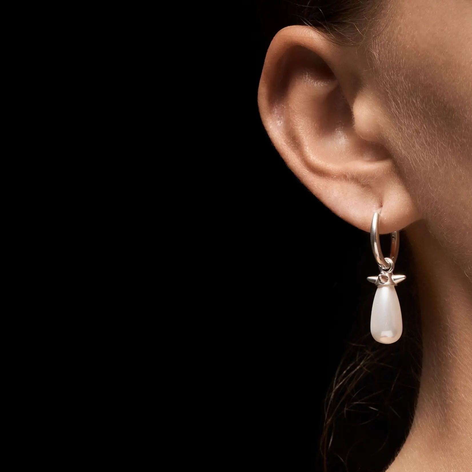 Maria Nilsdotter Pearl Tear Earring | Silver