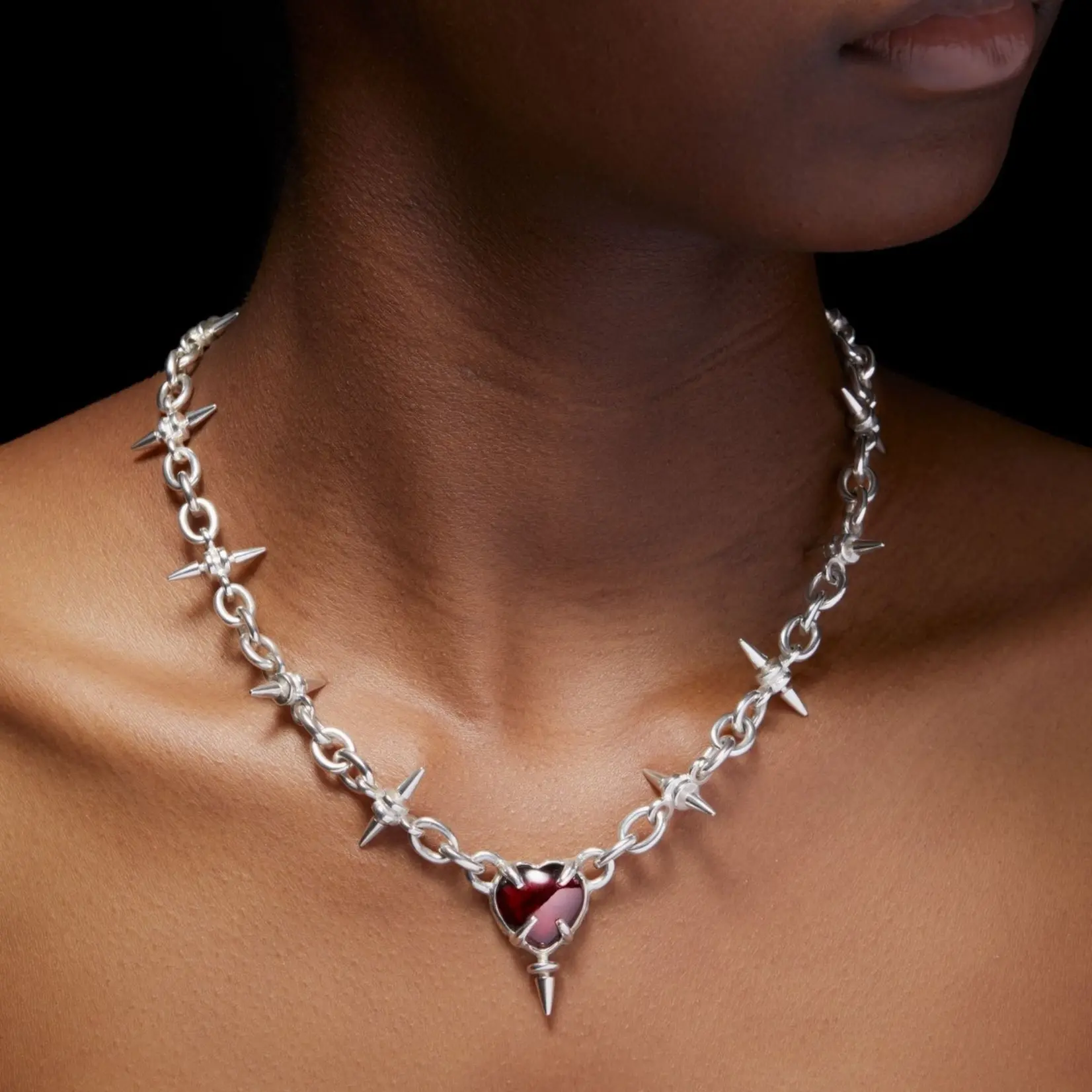 Maria Nilsdotter The Queen's Necklace | Silver | Red Garnet