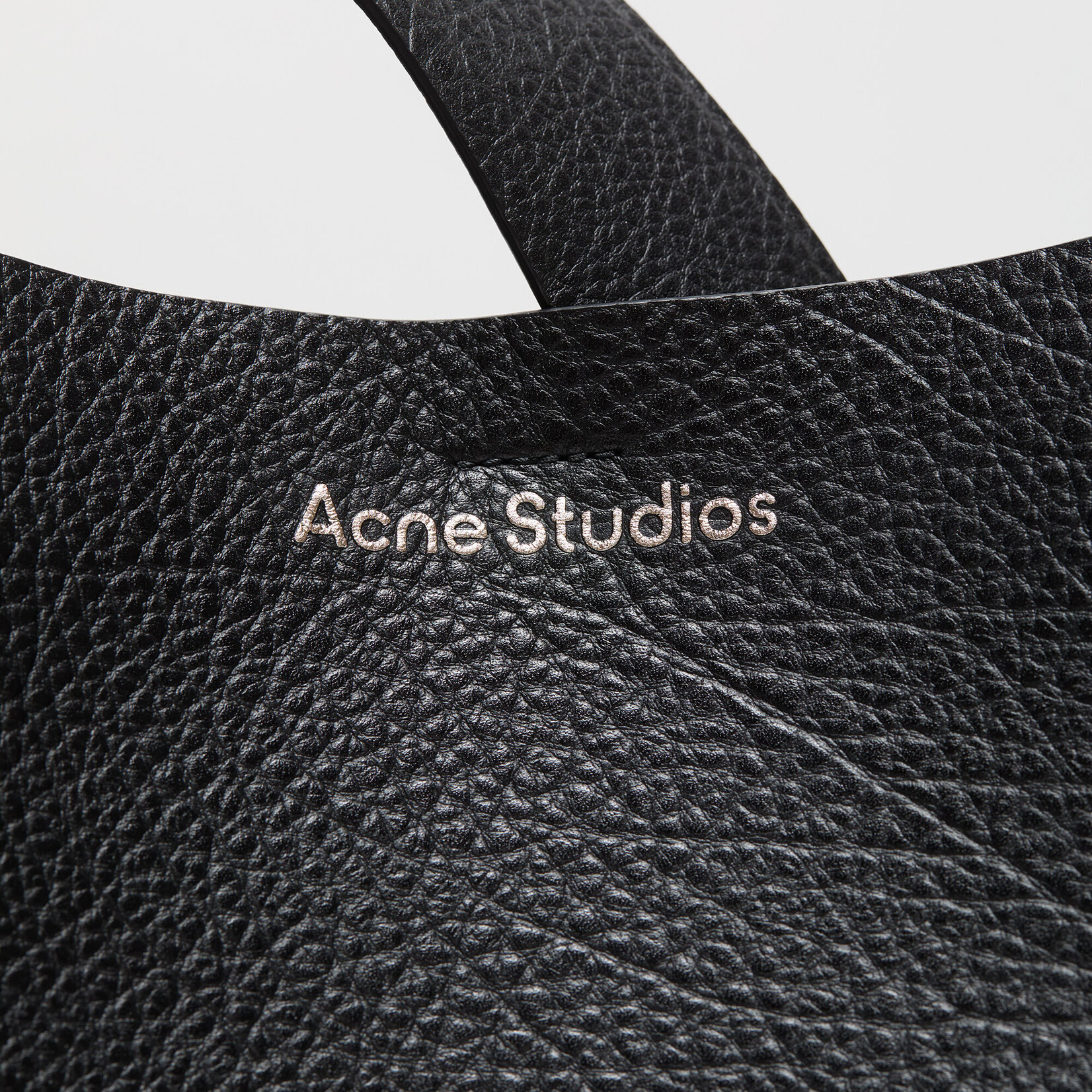 ACNE STUDIOS Musubi Midi Shoulder Bag | Black