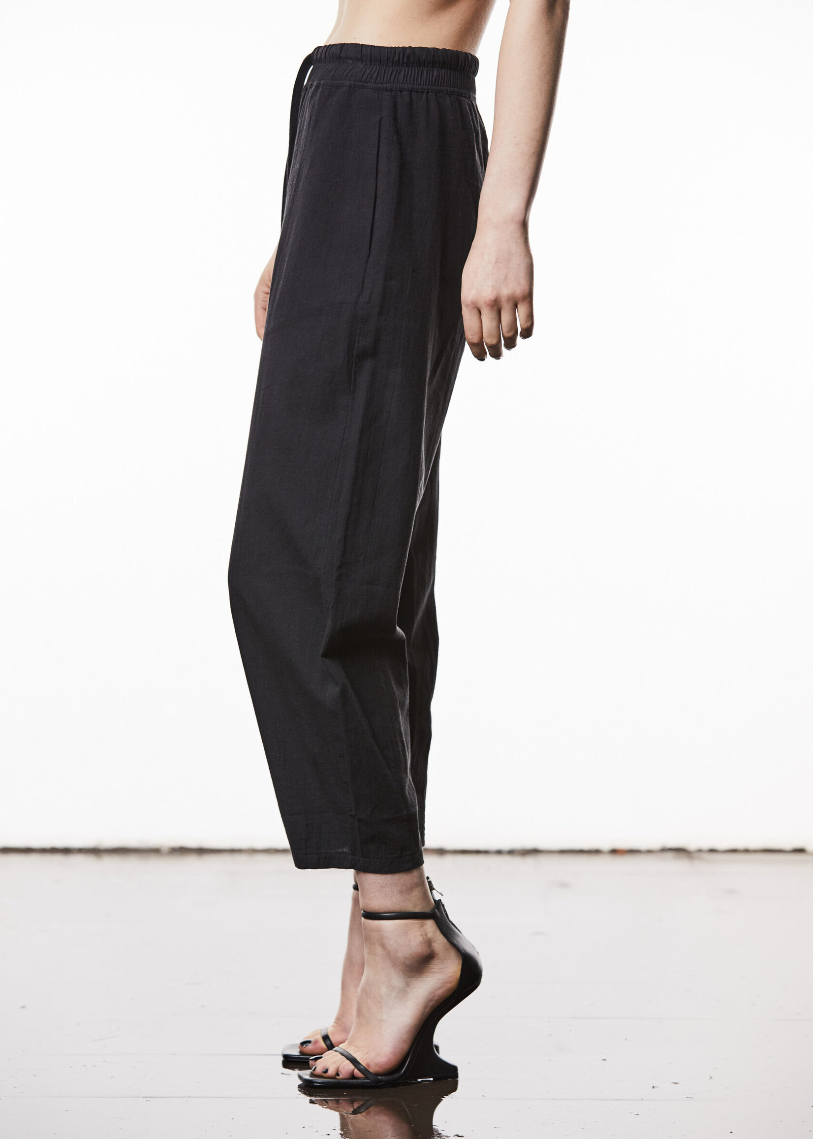 THOM KROM W ST 414 | Black