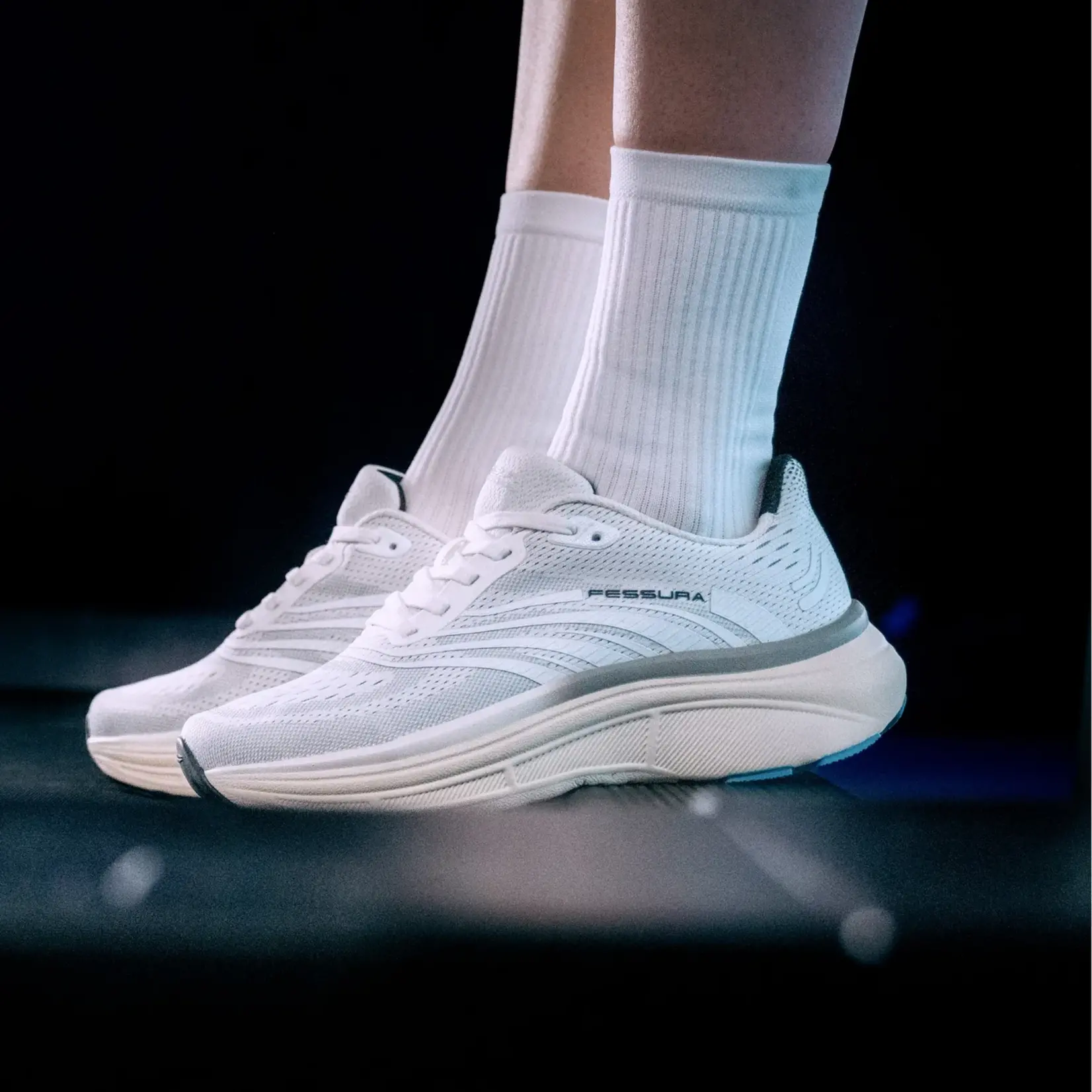 FESSURA SPEED 01 | White
