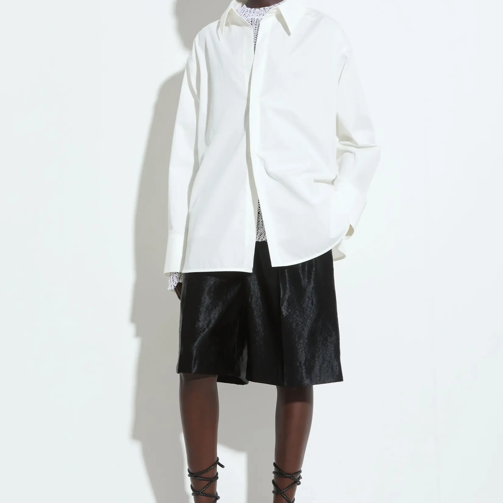 CHRISTIAN WIJNANTS Christian Wijnants Posur Classic Long Shorts | Black