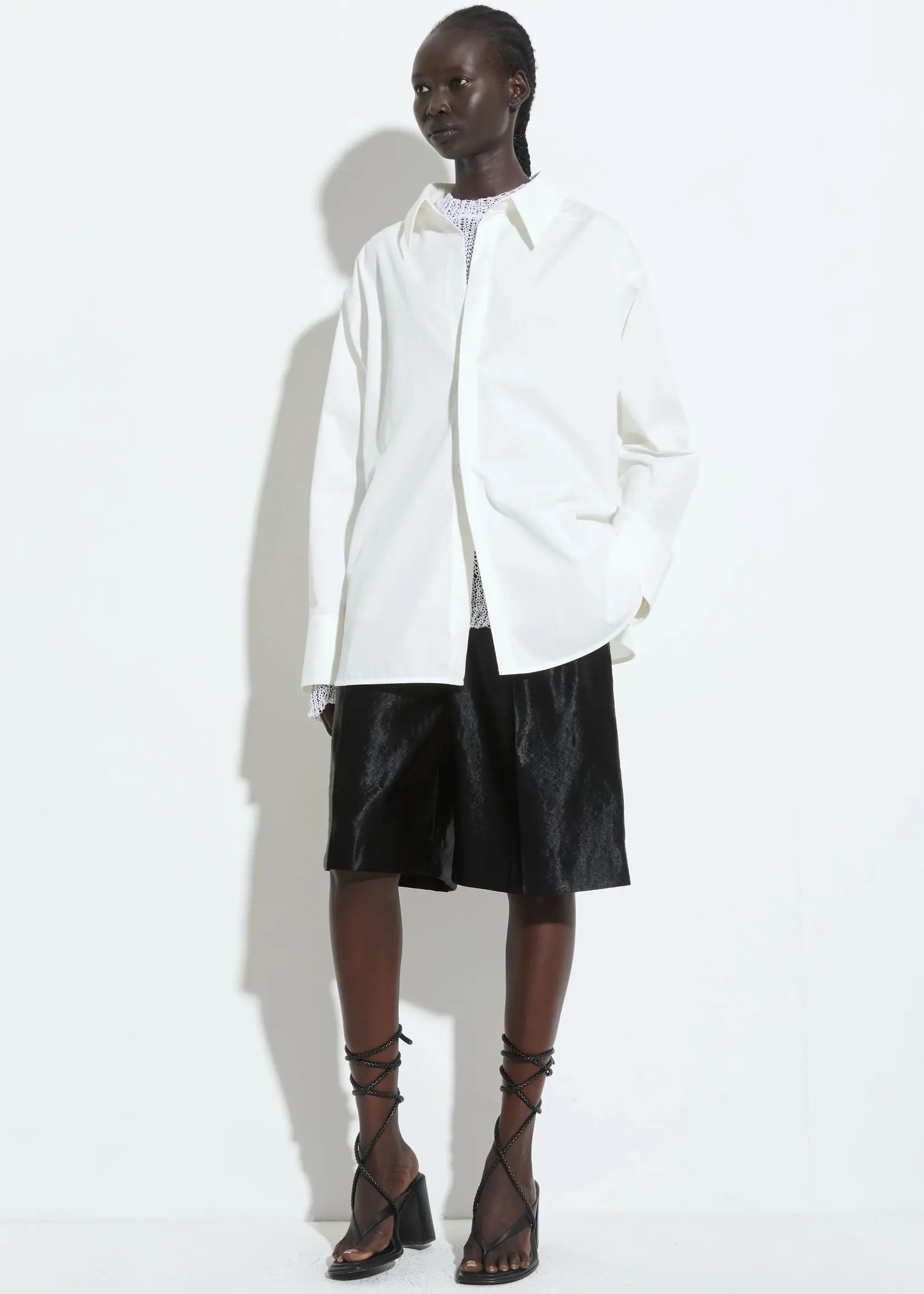 CHRISTIAN WIJNANTS Christian Wijnants Posur Classic Long Shorts | Black