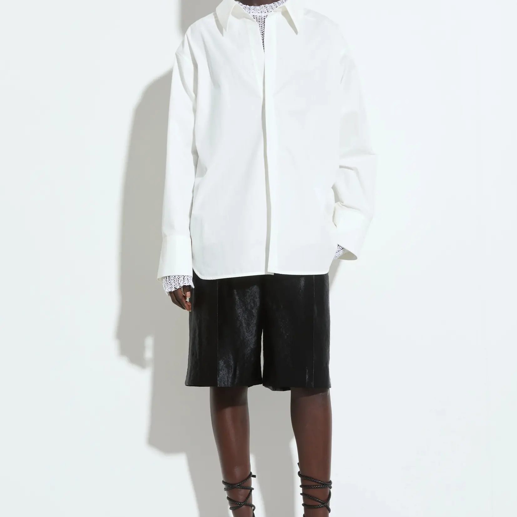 CHRISTIAN WIJNANTS Christian Wijnants Posur Classic Long Shorts | Black