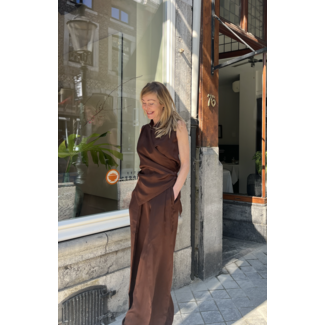 CHRISTIAN WIJNANTS Christian Wijnants Wide Leg Pleat Pants with Back Zip | Mahogany