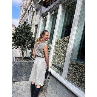 6397 6397 3-PLEAT Short | Cement